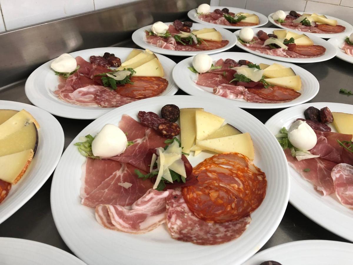 Rifugio Del Cavaliere Lejlighedshotel Ateleta Eksteriør billede