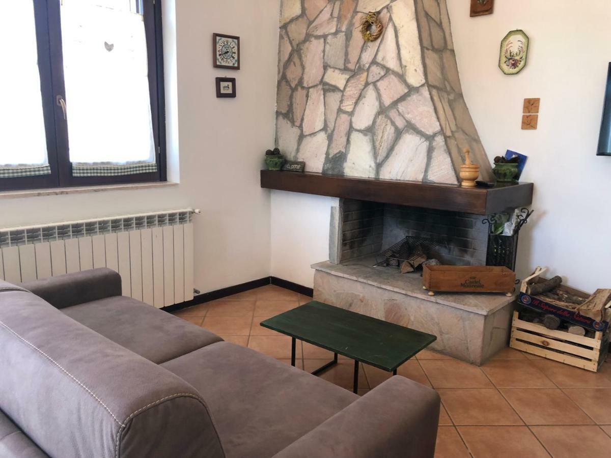 Rifugio Del Cavaliere Lejlighedshotel Ateleta Eksteriør billede